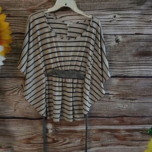 Just Ginger Women's Short top small